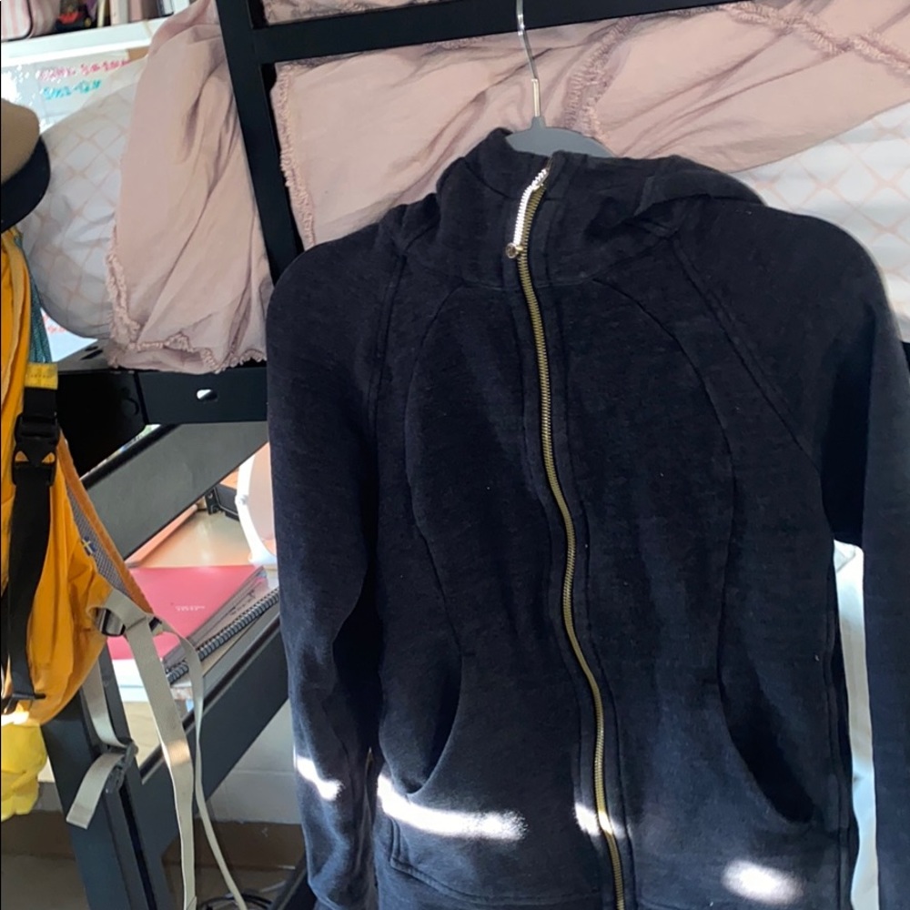 LULU LEMON SCUBA HOODIE!!! Size 8